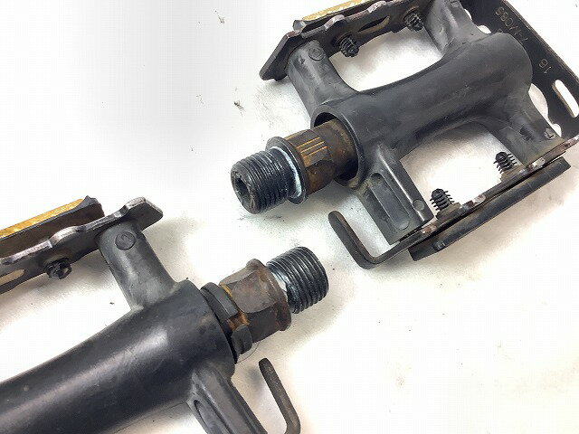 ペダル フラットペダル 不明 フラットペダル ※錆 - 中古
