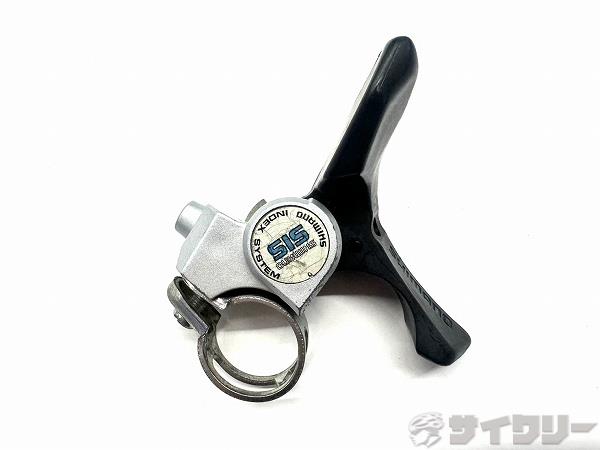 製品情報カテゴリドライブトレイン シフター ラピッドファイヤータイプ メーカーシマノ年式-色状態ランクD(年式相応のキズあり)送料サイズ小型サイズクランプ径：約26mm(実測）パーツ対応段数：7s状態コメント中古商品でございます。使用感、傷、汚れがございます。レバーが白みがかっております。デカールのひび割れがございます。経年劣化等不明となりますので予めご了承ください。写真掲載品で全てになります。その他