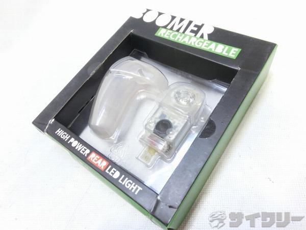製品情報カテゴリ用品類 ライト リア メーカーノグ年式-色状態ランクA(未使用品)送料サイズ小型サイズパーツ使用電池：USB充電（本体を直接差し込むタイプ）状態コメント未使用品です。パッケージに傷みがございます。その他参考価格：3、960円KNOG