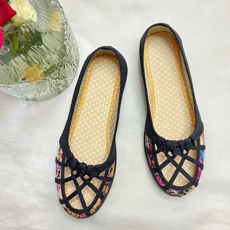 パンプス 花柄 ラウンドトゥ ぺたんこ メッシュ 通勤 フラットパンプス ローヒール かわいい 痛くない レディース レディース 軽い メッシュ 室内履き おしゃれ 靴 涼しい 夏パンプス 仕事用 軽量 立ち仕事 レッド ブラック ブラウン ブルー イエロー ローヒール cyoacyoa-10004125 CYOAcyoa SHOP サンプル画像2