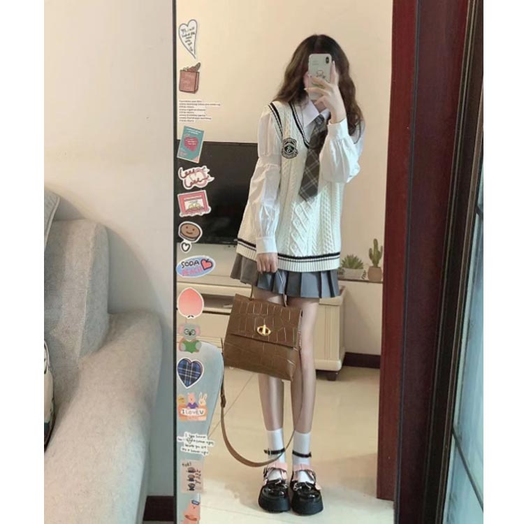 女子高生 学生服 長袖 大人 制服コスプレ JK制服 制服 シャツ ニットベスト ケーブル編み 4点セット レディース 女子高校生 スカート コスプレ セットアップ 女子高生 文化祭 可愛い 学園祭 コスチューム 衣装 仮装 制服