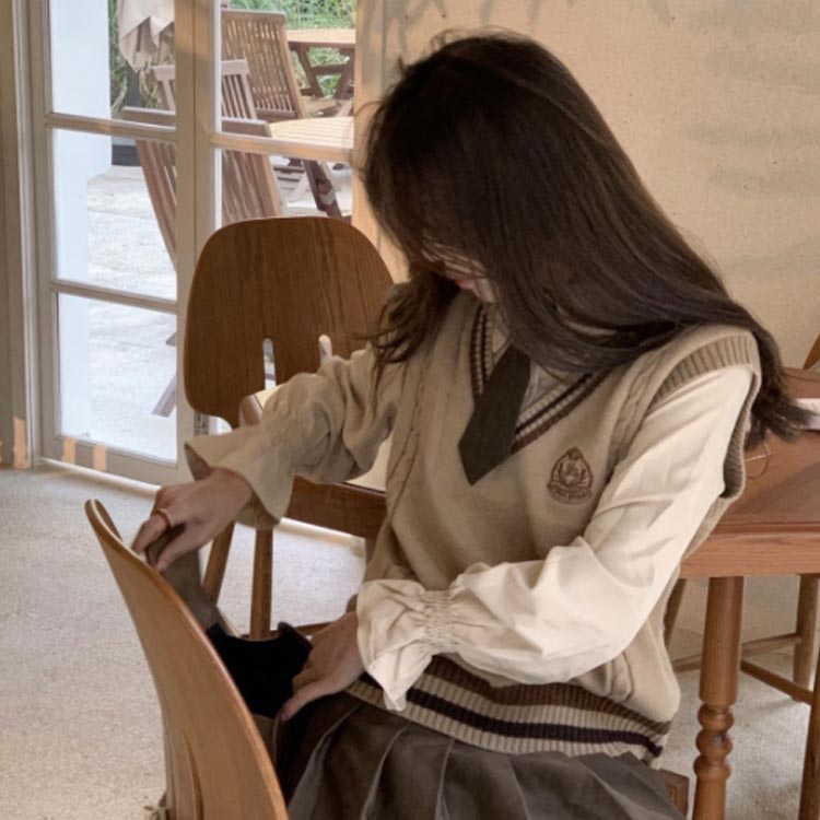 ボリューム袖 ニットベスト レディース JK制服 女子高校生 制服 シャツ 女子高生 長袖 コスプレ 制服 女子高生 学生服 大人 セットアップ 女子高生 制服コスプレ スカート 可愛い 学園祭 文化祭 衣装 仮装 4点セット