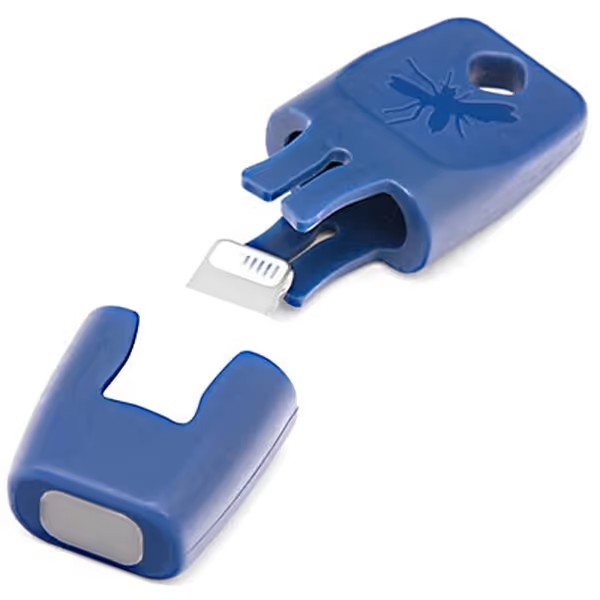 Rakuten - 【5/10はエントリーで当店最大P6倍！】Kamedi カメディ Heatit classic Lightning(ヒートイットクラシックライトニング) 虫さされ対策機器 ライトニングケーブル(iPhone 6s-14) MOIT90207【北海道・沖縄・離島配送不可】【KK9N0D18P】