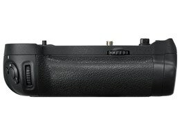 ★Nikon / ニコン MB-D18【バッテリーグリップ・ホルダー】【送料無料】
