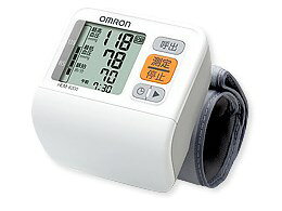 ★OMRON / オムロン HEM-6200【血圧計】【送料無料】