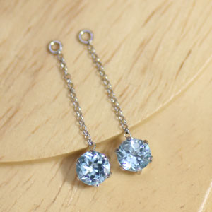 K18 K18YG K18PG K14WG アクアカラースカイブルートパーズ 5ミリ ラウンド チャーム