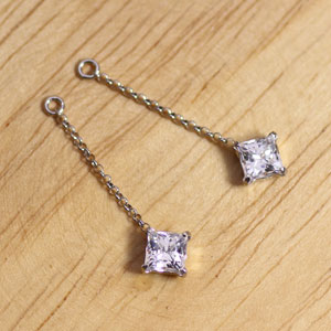 K18 K18YG K18PG K14WG (人工石) シグニティーキュービック 4ミリ スクエア チャーム