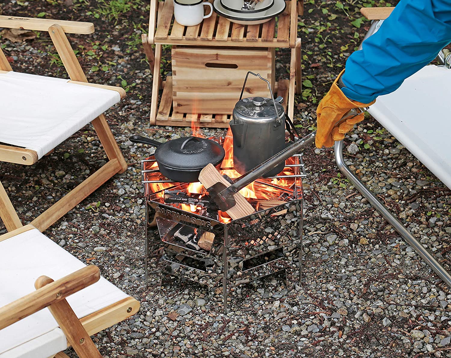 キャプテンスタッグ(CAPTAIN STAG) バーベキューコンロ 焚火台 ダッチオーブン 煮炊き 1台4役 ヘキサステンレス カマドグリル 継ぎ足し口・ゴトク・バッグ付き UG-73 アウトドア アウトドア用品 キャンプ用品 レジャー用品