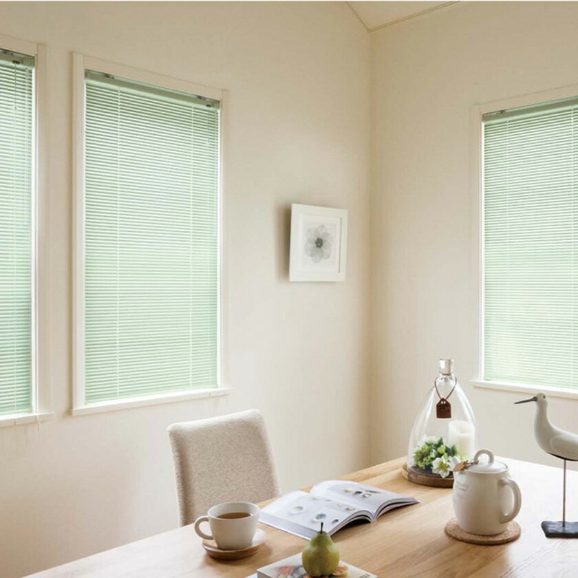 ブラインド オーダー ニチベイ▼ユニーク15 標準タイプ(ワンポール式/ポール式)▼ベーシック 遮熱ベーシック【製品幅180.5〜200×製品高さ31〜50cm...