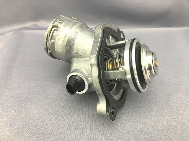 Mercedes-Benz メルセデス・ベンツ サーモスタット 優良品（社外品） M272エンジン用 OE番号：2722000415