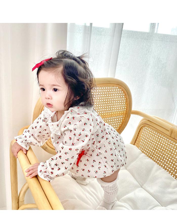 チェリー柄デザインで可愛くて女の子らしい長袖春秋ロンパース秋登場 新生児 お正月 桃の節句 百日祝い 出産祝いギフト ベビー服 女の子 春秋 ツーウェイオール おしゃれ カバーオールロンパース 長袖 肌着 100 可愛レース襟 ロンパース レースロンパス 写真撮影 春 70 冬