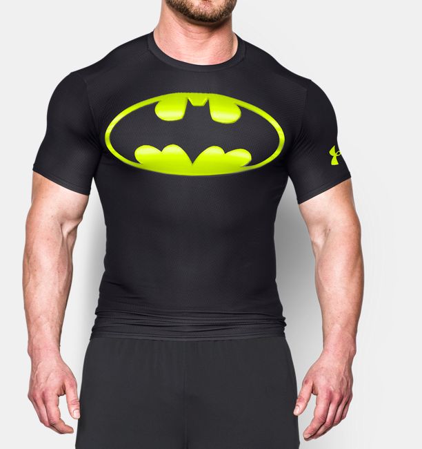 バットマン　黄黒柄　UNDER ARMOUR　アンダーアーマーTシャツ　フィットネス・筋肉・筋トレ・ウェイトトレーニング　レアなALTER EGO　オルターエゴシリーズ