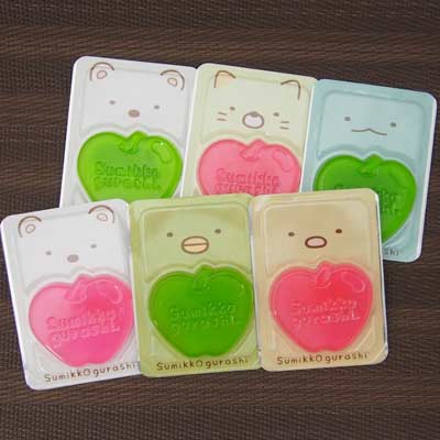 【丹生堂本舗】すみっコぐらし ここがおちつくんです グミキャンディー(36個入)　　　　　　{駄菓子　だがし屋　グミ　キャンディ　業務用　まとめ買い｝のサムネイル