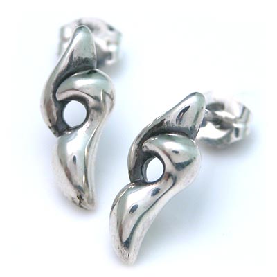 【メール便！送料無料※指定日・代引き・ギフト不可】ピアス ペア売 シルバー925 メンズ ユニセックス 両耳 ハンドメイド ギフト プレゼント 誕生日 ストリート カジュアル 銀製 おしゃれ シンプル プレゼント 人気 おすすめ 国産 ブランド ダグダート DAgDART DP-005