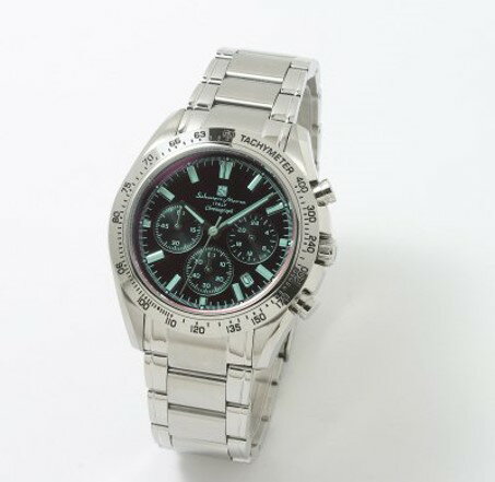 メーカー：Salvatore Marra サルバトーレマーラ製品名：SM18106-SSBKSVJANコード：4560338467969防水：10気圧防水ケースサイズ（mm）： 横（リューズ含めず）×縦×厚さ：50×43×12バンド素材：ステンレスガラス素材：ミネラルクリスタルガラスケース素材：ステンレス機能 付加仕様：ムーブメント：国内メーカー製クオーツ（月差±20秒） 重さ：約172g バンドサイズ：約21cm バンド幅：22mm カラー：シルバー 特徴：クロノグラフ（1/1秒計、60分積算計） 24時間表示 日付表示 時計の風防に光が当たる角度によって色が変化するカラーガラスを使用。 付属品：専用ボックス 取扱説明書Salvatore Marra サルバトーレマーラ SM18106-SSBKSV ステンレスバンド メンズ クォーツ クロノグラフ 腕時計メーカー希望小売価格はメーカーカタログに基づいて掲載していますSalvatore Marra サルバトーレマーラ SM18106-SSBKSV ステンレスバンド メンズ クォーツ クロノグラフ 腕時計