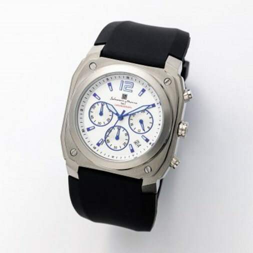 メーカー：Salvatore Marra サルバトーレマーラ製品名：SM24109-SSWHJANコード：4560338474387防水：10気圧防水ケースサイズ（mm）： 横（リューズ含めず）×縦×厚さ：40×42×13バンド素材：ラバーガラス素材：ミネラルクリスタルガラスケース素材：ステンレススチール機能 付加仕様：ムーブメント：国内メーカー製クオーツ（月差±20秒） 重さ：約111g バンドサイズ： 約20cm バンド幅：24mm カラー：シルバー×ブラック 文字盤：ホワイト 機能：クロノグラフ(60分積算計、1/1秒計)、24時間計、日付表示 特徴：幅広のラバーベルトの安定した着け心地が特徴。シンプルなデザインで性別問わずお使いいただけます。 付属品：専用ボックス 取扱説明書Salvatore Marra サルバトーレマーラ SM24109-SSWH ユニセックス ラバーベルト クロノグラフ 日付表示メーカー希望小売価格はメーカー商品タグに基づいて掲載していますメーカー：Salvatore Marra サルバトーレマーラ製品名：SM24109-SSWHJANコード：4560338474387防水：10気圧防水ケースサイズ（mm）： 横（リューズ含めず）×縦×厚さ：40×42×13バンド素材：ラバーガラス素材：ミネラルクリスタルガラスケース素材：ステンレススチール機能 付加仕様：ムーブメント：国内メーカー製クオーツ（月差±20秒） 重さ：約111g バンドサイズ： 約20cm バンド幅：24mm カラー：シルバー×ブラック 文字盤：ホワイト 機能：クロノグラフ(60分積算計、1/1秒計)、24時間計、日付表示 特徴：幅広のラバーベルトの安定した着け心地が特徴。シンプルなデザインで性別問わずお使いいただけます。 付属品：専用ボックス 取扱説明書Salvatore Marra サルバトーレマーラ SM24109-SSWH ユニセックス ラバーベルト クロノグラフ 日付表示メーカー希望小売価格はメーカー商品タグに基づいて掲載しています