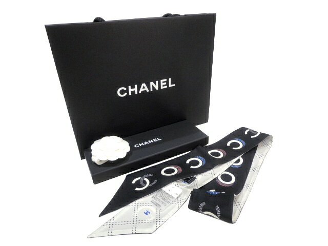 シャネル（ヘアバンド） ［PR］【新品】【未使用品】2022-2023 クルーズ 新作 CHANEL シャネル AA8760 B09823 NL552 ヘアバンド スカーフ スリム バンドゥ シルク100% ブラック×ホワイト レディース 女性用 ブランド 黒×白 ファッション 小物 アクセサリー チャーム 希少 レア プレゼント