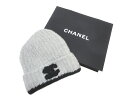 ［PR］【新品】【未使用品】2023-2024 AW 最新作 CHANEL シャネル AA9424 B13856 NQ768 ロゴ ニットキャップ ビーニー カシミヤ×シルク グレー×ブラック 23B 帽子 ハット ニット帽 レディース 女性用 ブランド ファッション 小物 希少 レア プレゼント ギフト