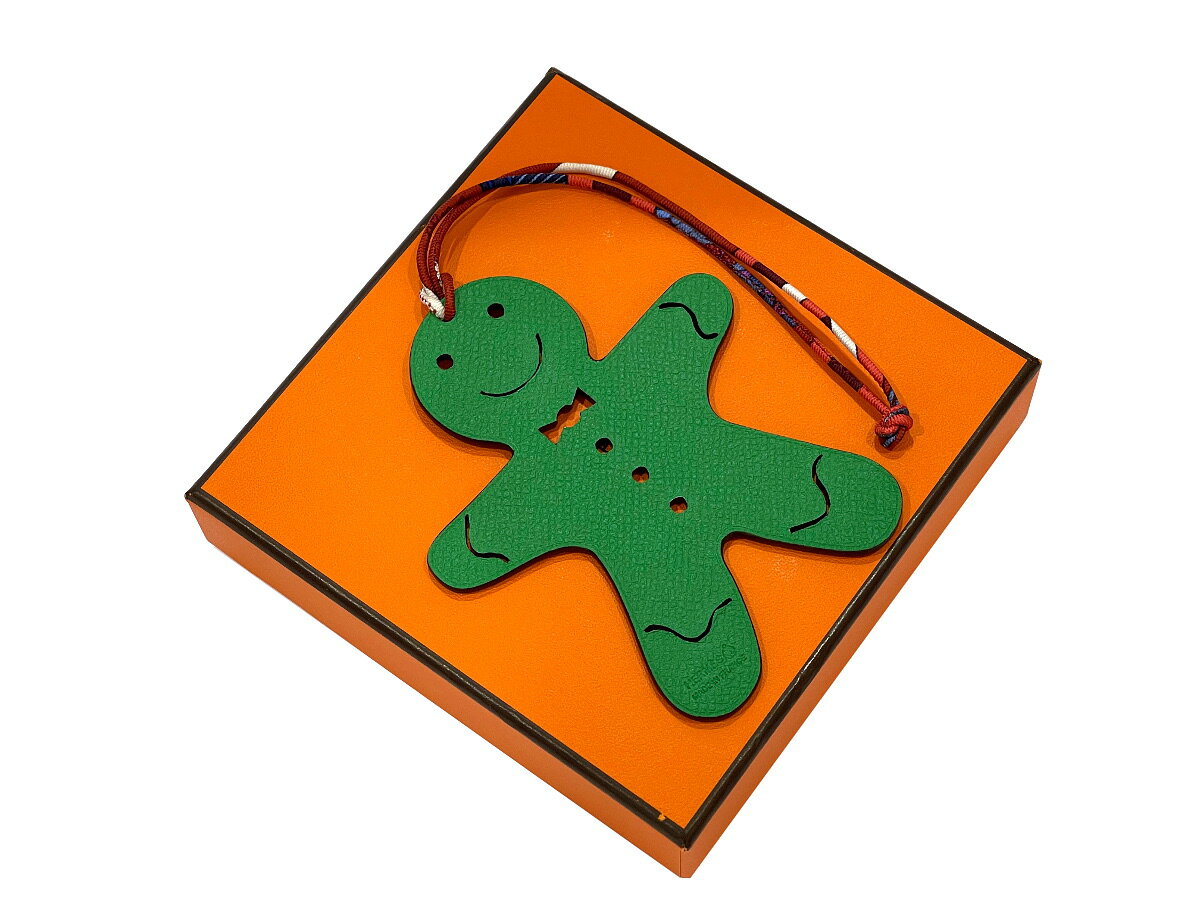 ［PR］【新品同様品】HERMES エルメス プティアッシュ ジンジャーブレッドマン ヴォーエプソン×トゴ グリーン×ブラウン バッグチャーム バッグ用アクセサリー ブランド レディース 女性用 本革 レザー 緑 茶色 希少 レア プレゼント ギフトのサムネイル