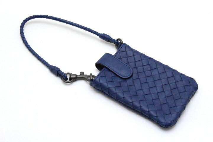 BOTTEGA VENETA　ボッテガ・ヴェネタ　携帯ケース　イントレチャート　ネイビー　【472】YI 【中古】【大黒屋】のサムネイル