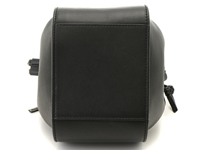 ロエベ　LOEWE　ハンモック ドローストリングバッグ ミニ　2143700146864　【432】 【中古】【大黒屋】