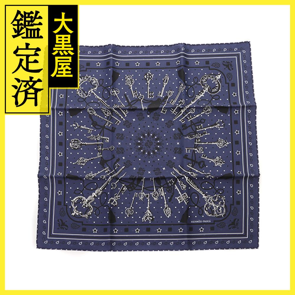 HERMES　エルメス　バンダナ55 LES CLES マリン／ノワール／ホワイト【471】N 【中古】【大黒屋】のサムネイル