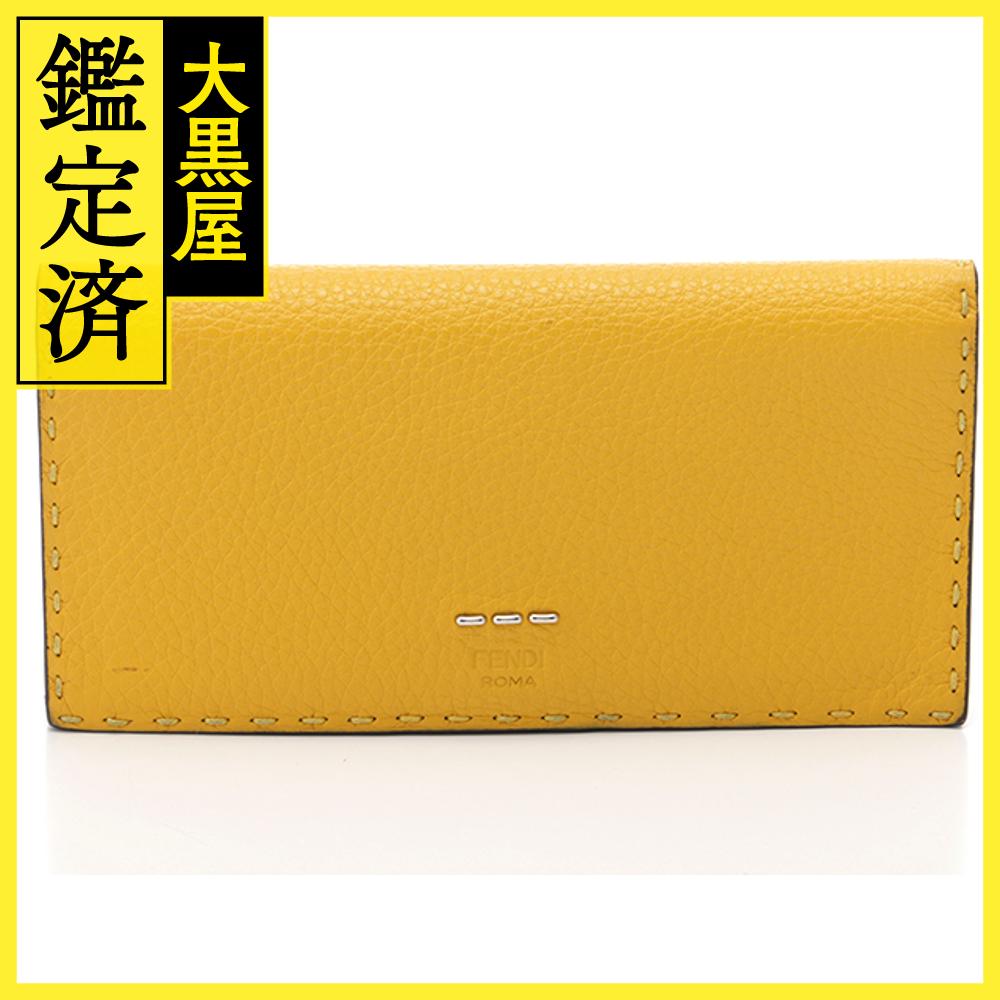 FENDI　フェンディ　財布　セレリアZ