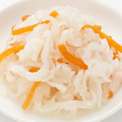 商品情報名称惣菜原材料名大根（国産）、人参、砂糖、醸造酢、ごま油、醤油、食塩、酵母エキス内容量1000g賞味期限（記載場所）表面右側に記載保存方法冷蔵(0℃〜10℃)で保存してください。製造者堂本食品株式会社〒731-3165　広島市安佐南区伴中央4-18-2調理方法開封後、そのままお召しあがりいただけます。【冷蔵】1769 菜ムルシリーズ 大根ナムル 1kg堂本食品 業務用食品 冷蔵 大根ナムル メディカルサポート 惣菜 39ショップ 手作り風の食べやすいシンプルな味付けで、食感よく仕上げました。ごま油がほんのり香ります。固形量　800g 8