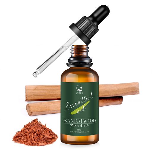 【サンダルウッド精油・香り】温かみのある甘い香り。甘みのあるか香りは緊張を和らげたり、心を落ち着かれてくれ強く冷静にさせてくれます。リラックスしたい時に、落ち着きたい時に、安眠空間におすすめ。 【100%純天然抽出】サンダルウッド・エッセン...