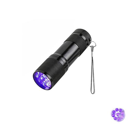 【高照度UV-LED搭載】波長395nm紫外線を採用し、高出力・高性能のUV-LED電球が9個搭載されています。従来の12灯タイプを上回るUV照度で、暗所でも明るく照らします 被照射物のUV蛍光反応を鮮明に可視化し、はっきり確認できます 【主な活用シーン】 1猫や犬の粗相(おしっこ・尿)の痕跡を発見し、消臭・除菌を徹底サポート。2夜間のキャンプや釣りで、蛍光糸の確認や暗所の照明として。イトとして魚の内臓検査にもご利用いただけます。3紙幣の偽造防止マークの確認や、ホテル・リゾート施設の清潔さの確認に。4レジン硬化用紫外線光源 5防災時の危険物検出 【超小型&amp;超軽量】重さはわずか62gの軽量設計を採用し、手のひらサイズでポケットに入れられ、気軽にお使いいただけます。尾部にストラップデザインがあり、持ち運びが簡単で、紛失を効果的に防ぎます。 【IPX4防水&amp;高耐久アルミ】UVライトはアルミ合金素材で作られており、耐食性と耐久性に優れており、長期間ご利用いただけます。ボディはIPX4の防水性能に対応しており、雨の日でも安心してお使いいただけます。