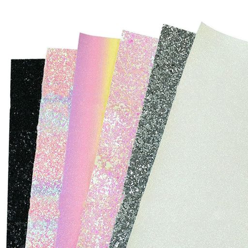 【高品質素材】耐熱性に優れた素材を使用。耐熱性、視認性、アイロンがけ時の変形防止機能に優れています。初心者でも簡単に扱え、制作効率と完成品の美観を大幅に向上させます。 【美しい模様】フューズビーズを使った作品をより美しく仕上げたいなら、ぜひこのアイロンペーパーをお試しください。写真のように、このアイロンペーパーで表現した模様はとても美しいです。 【キラキラ感】特殊効果グリッター入りアイロンビーズを使えば、作品がキラキラと輝きます。虹色のグリッターがビーズの鮮やかさを引き立て、その色合いと生命力を存分に表現し、作品本来の美しい色彩を際立たせます。 【多様なDIYシーンに対応】厚手の質感のあるアイロンペーパーは、フューズビーズ専用に設計されております。プロ並みの仕上がりで、美しいDIY作品が作れます。ビーズのアイロン加工だけでなく、手作りヘアアクセサリー、キーホルダー、スマホケースの装飾など様々な手芸シーンで活躍します。 【再利用可能】ご使用前に紙を清潔に保ってください。アイロンペーパーの汚れは、リントローラーで取り除くことができます。1枚の紙は複数回再利用可能です。