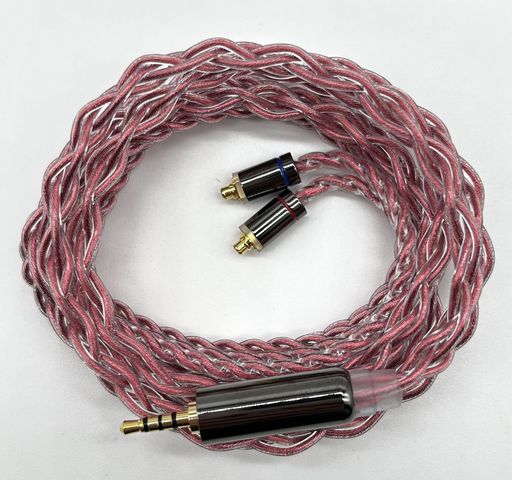 【音質向上 】銀メッキ線を使用することで、低域はより深みを増し、 中高域は更なる解像感と全体の整ったバランスの向上を獲得します 【高音質】信号伝送ロスを最小限に抑え音の劣化を少なく、音の広がりや奥行き感を向上 【柔らかくて装着感良好 】柔らかくしなやかな素材が使用されているため取り回しは良好、後々ケーブルに巻き癖が付いたりといった心配もしない。 超軽量でも耐久性を確保。イヤフォンケーブルには長期使用に耐える。 【バリエーション揃い】2Pin、MMCX、QDC各端子の2.5mm、3.5mm、4.4mmプラグもの揃い、幅広い機種のアップグレードできます。 【高音質】信号伝送ロスを最小限に抑え音の劣化を少なく、音の広がりや奥行き感を向上