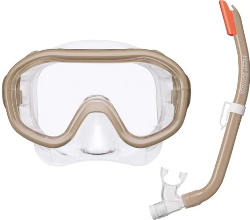 存分にシュノーケリングが楽しめる!水漏れ防止機能付きマスクとシュノーケルのシュノーケリングセット マスク:アジャスターを前後にスライドさせるだけで簡単フィッティング!簡単に水漏れしないぴったりフィッティングができます。 後頭部の湾曲に沿わせた3D幅広ストラップでしっかりホールド。ストラップがずれてきてしまう心配がありません。 シュノーケル:大人より肺活量の少ない子供向けに、大人用内容積145mlに対して92mlの内容積で設計し、子どももスムーズに呼吸できるよう配慮しています 水上で波を被ってもシュノーケルのパイプ内への水の侵入を防ぐWガード搭載。波を気にせず、存分にシュノーケリングを楽しめます。