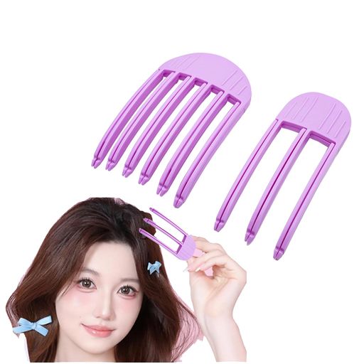 6ピン&amp;3ピンボリュームヘアクリップセット:跡が残らない設計で髪を傷めず、素早くスタイリング。自然なボリュームアップが手軽にでき、忙しい朝の時間短縮に最適。 2種類で柔軟な選択:6ピンタイプは髪量多め/しっかりボリュームアップ向け、3ピンタイプは髪量少なめ/部分スタイリング向け。髪質とスタイルに合わせて使い分け可能。 カンタン3ステップ:1根元にクリップをセット 2ドライヤーで熱固定 3外すだけで立体感完成。頭皮にフィットする曲線設計で、高い頭頂部とふんわり前髪を簡単に作れます。 高品質スプリング構造:2000回開閉テスト済みで変形なし。滑り防止溝付きで、髪の毛を引っ張らず安心スタイリング。 マルチシーン対応:日常使いからパーティーまで、初心者でも簡単。独自通気設計で乾燥時間50%短縮、一日中完璧なヘアスタイルをキープ。