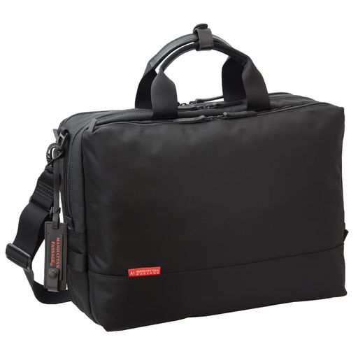 カラー:ブラック サイズ(約): W40xH30xD18(cm) 素材:ナイロン 重量/容量(約):990g/17l 付属品:ショルダーストラップ、ネームホルダー