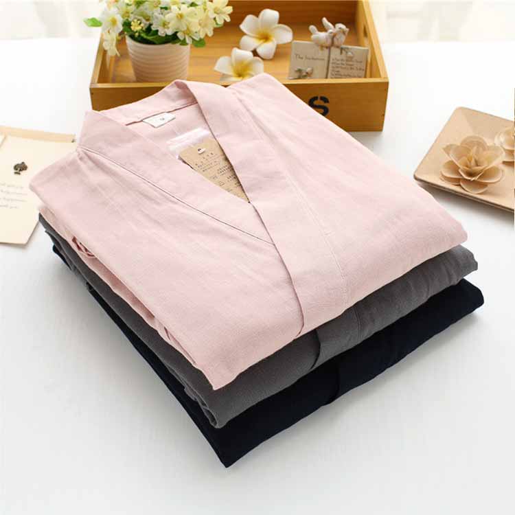 【送料無料】 スニーカーソックス (うしろクマ刺繍) （アソート) (23-25cm)(おまかせ3足セット)みっとめるへん社