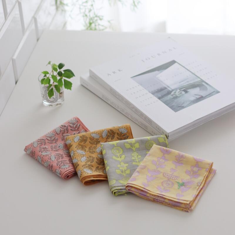 心華やぐお花のブロックプリントハンカチ コットン 綿100% プレゼント ギフト プチギフト 花柄 誕生日 母の日 おしゃれ