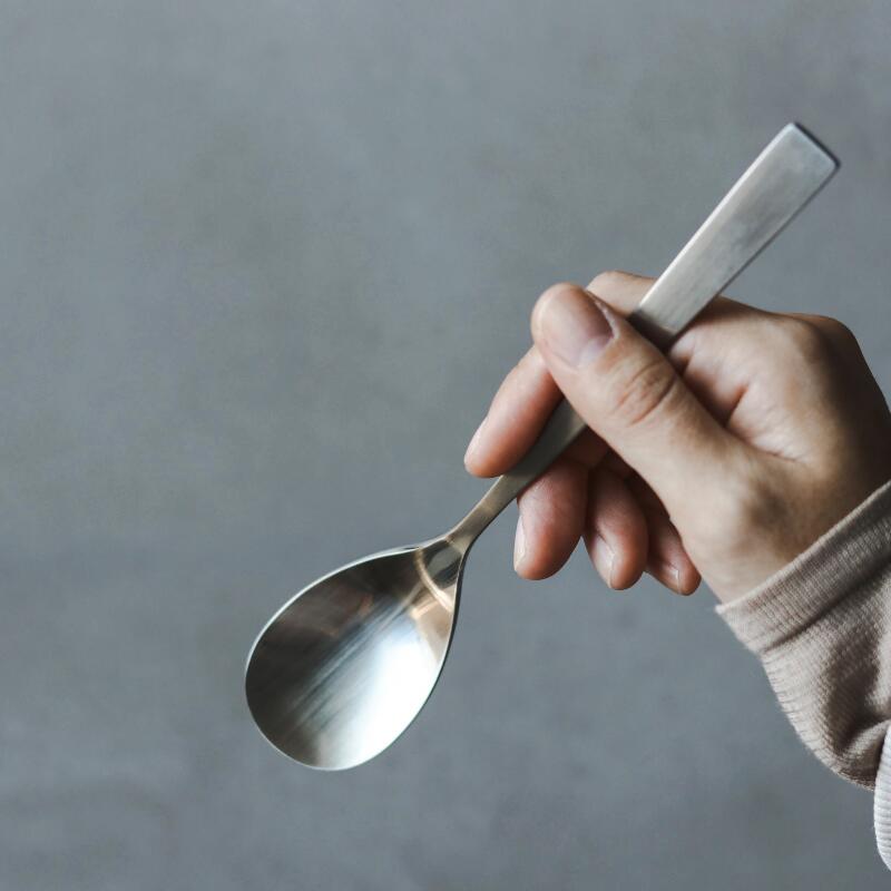 日本人の手に合うフィット感を追求したカトラリー Sunao ディナースプーン ディナーフォーク お買い得モデル スープスプーン