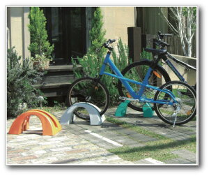 丈夫 で オシャレ な 自転車スタンド !!＜サイクル・ポジション＞選べる オレンジ ・ グリーン ・ グレー の3カラー!!