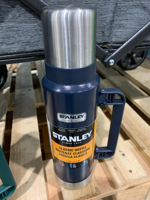 最高の コストコ スタンレー 真空断熱ボトル 1 32l 保温 保冷対応ステンレス製 Stanley グリーン Or ブルー ボトル 水筒 送料無料 レビューで送料無料 Soyfanimal Com