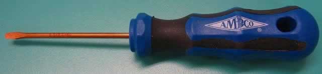 エスコ ESCO 【個人宅不可】 4.0x1.0mm/ 70mm ［-］ドライバー（ノンスパーキング） EA642HT-4A [2-5088458]