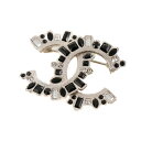 【美品】CHANEL シャネル ブローチ ココマーク ラインストーン レディースアクセサリー メタル シルバー ブラック 5055363M 【中古】