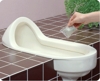 汲み取りトイレの悪臭を元から除去 ！汲み取りトイレバイオ消臭