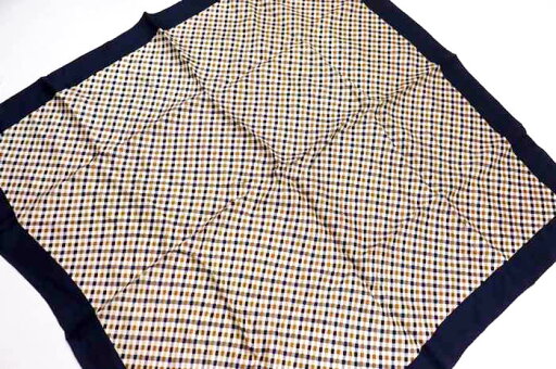 アクアスキュータム スカーフ チェック柄 シルク 日本製 ブランド 小物 レディース ベージュ×ネイビー Aquascutum 【中古】 アクアスキュータム スカーフ チェック柄 シルク 日本製 ブランド 小物 レディース ベージュ×ネイビー Aquascutum 【中古】