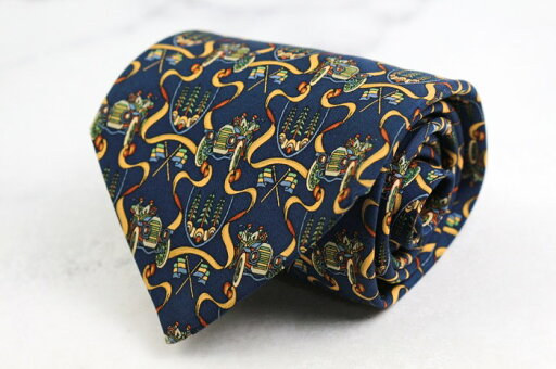 サルヴァトーレフェラガモ ブランド ネクタイ 総柄 車 リーフ柄 シルク イタリア製 PO メンズ ネイビー Salvatore Ferragamo 【中古】 サルヴァトーレフェラガモ ブランド ネクタイ 総柄 車 リーフ柄 シルク イタリア製 PO メンズ ネイビー Salvatore Ferragamo 【中古】