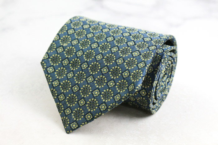 イヴ・サンローラン ブランド ネク