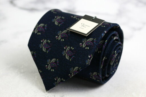 クリスチャンディオール ブランド ネクタイ シルク ボタニカル柄 ペイズリー柄 PO メンズ ネイビー Christian Dior 【中古】 クリスチャンディオール ブランド ネクタイ シルク ボタニカル柄 ペイズリー柄 PO メンズ ネイビー Christian Dior 【中古】