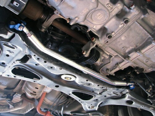 ヴェゼルハイブリッド ロアアームバー RU3 フロントロアアームバー カワイワークス (HN0940-LOF-00