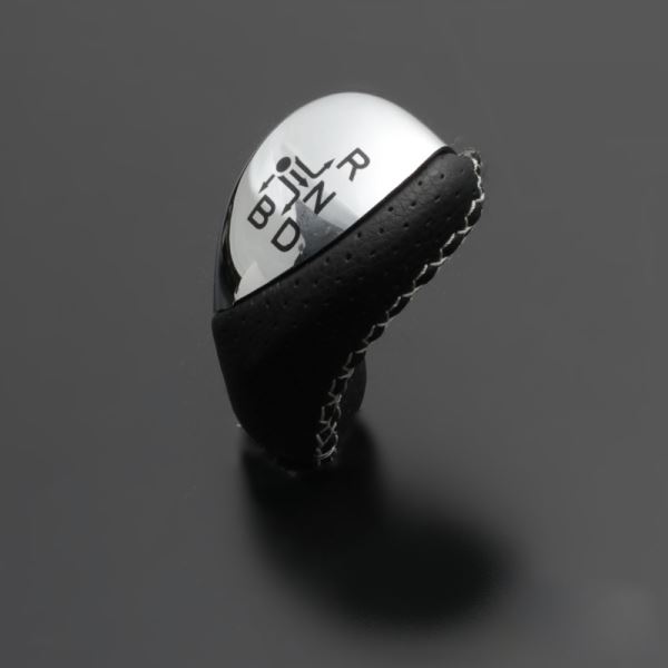 ヴォクシー シフトノブ 80系 2014/1- クロームメッキxシルバーステッチ LUNA/ルナ (LKB-153SI