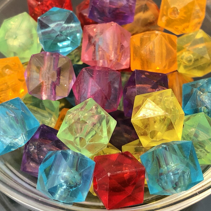 【5パック分おまとめセット】【アクリルビーズ】 キューブ 約9x10x10mm 約36個